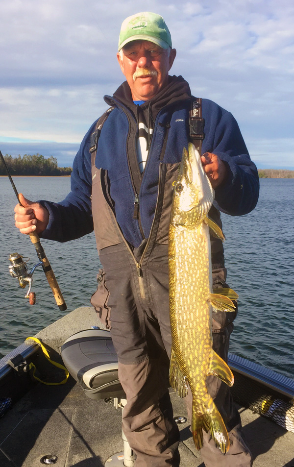 Roy Girtz is a Minnesota fishing guide with more than 15 years professional guiding experience.
